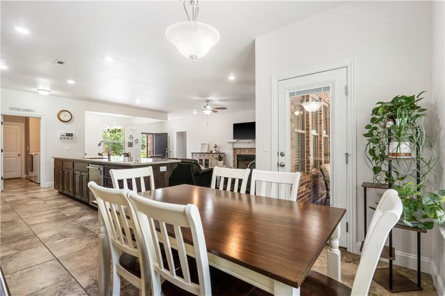 4407 W Meadow Oaks Dr, House other with 4 bedrooms, 3 bathrooms and null parking in Rogers AR | Image 12