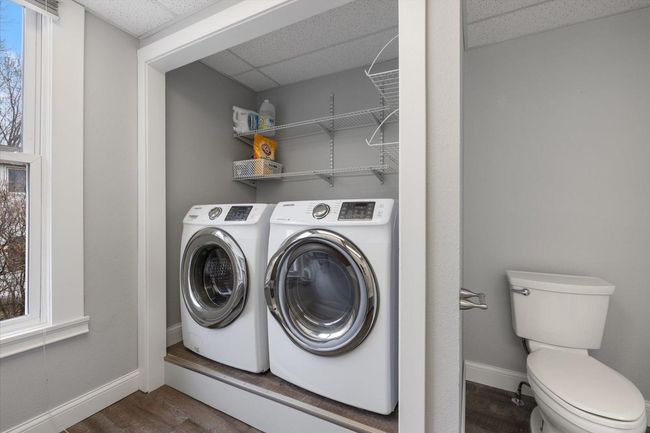 60-Bathroom on Second Floor (15).jpg | Image 19