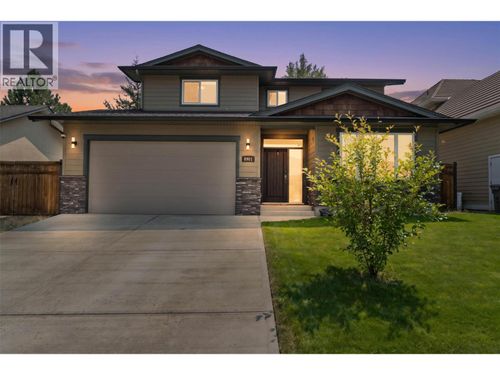 8901 Grizzly Cres, Kamloops, BC, V2C6T9 | Card Image