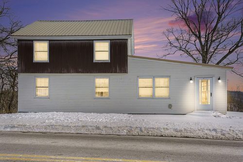 4018 N State Route 376 Nw, McConnelsville, OH, 43756-9144 | Card Image