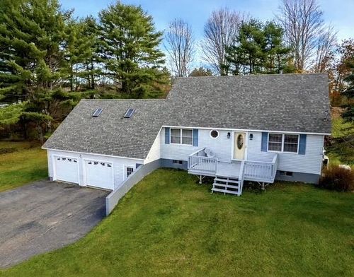 18 South Road, China, ME, 04358 | Card Image