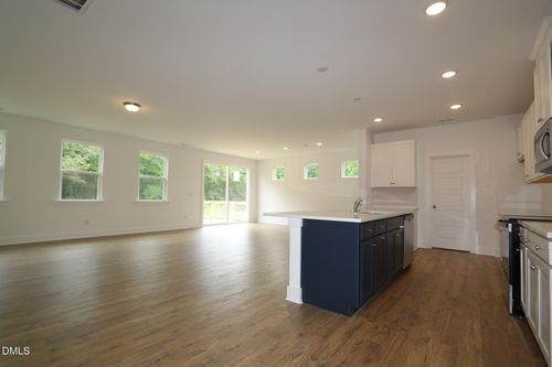 144 Golfview Ave, Benson, NC, 27504-4901 | Card Image