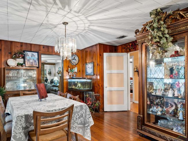 1213 E 1 St, House other with 3 bedrooms, 2 bathrooms and null parking in Hughes Springs TX | Image 8