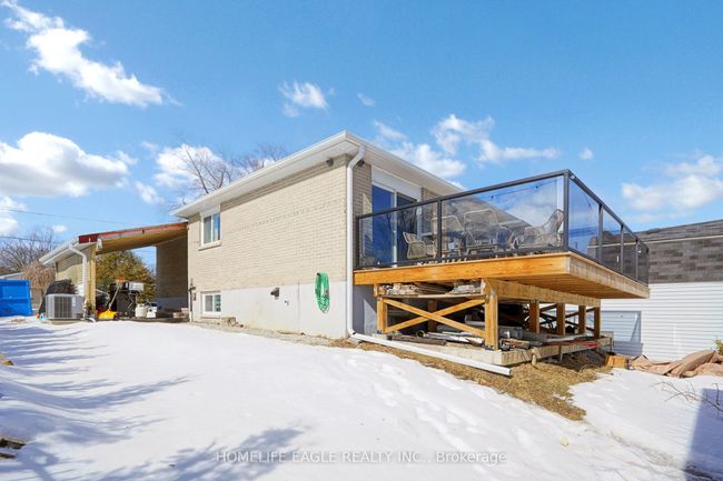 723 Victory Dr, House other with 3 bedrooms, 3 bathrooms and 2 parking in Pickering ON | Image 36