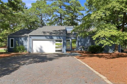9 Forest Hills Ln, Pinehurst, NC, 28374-9602 | Card Image