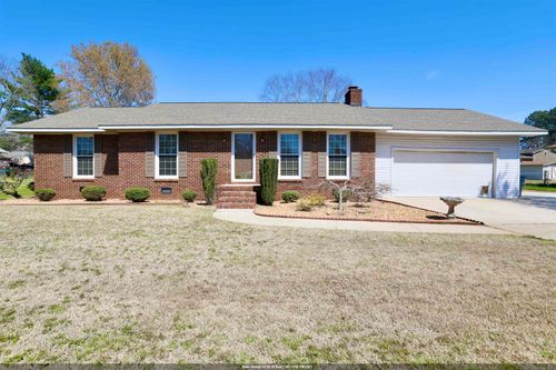 126 S New Castle Dr, Florence, AL, 35633-7048 | Card Image