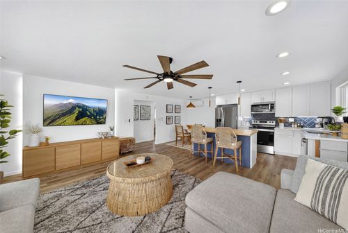 536 Olomana St, Kailua, HI, 96734-2223 | Card Image