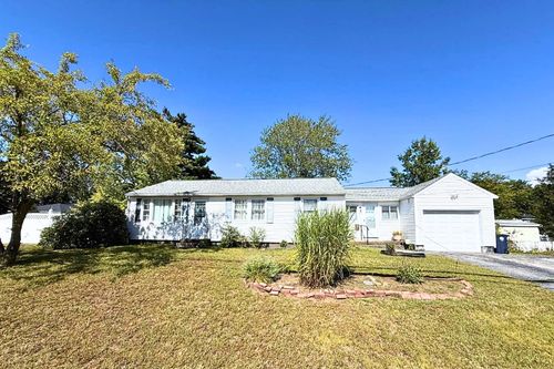226 Lund Rd, Nashua, NH, 03060-4829 | Card Image