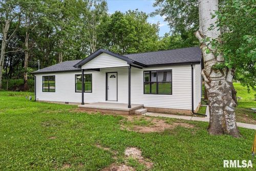 219 N Cook St, Edinburg, IL, 62531-9616 | Card Image