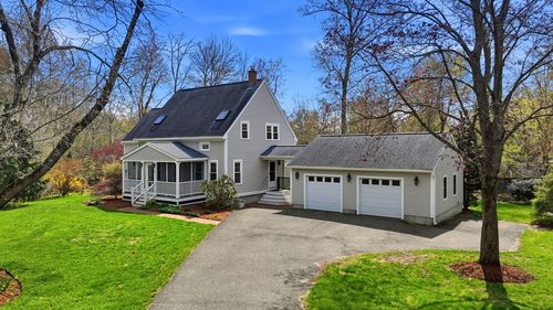 6 Pheasant Ln, South Hadley, MA, 01075-1335 | Card Image