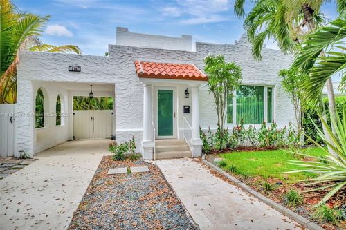 276 Ne 90th St, El Portal, FL, 33138-3124 | Card Image