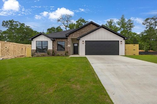 16226 Crossing Cir, Lindale, TX, 75771-1310 | Card Image