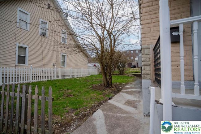 1478 E 5 Th St, Townhouse with 3 bedrooms, 2 bathrooms and null parking in BETHLEHEM PA | Image 36