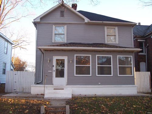 207 E Miami Ave, Logansport, IN, 46947-2611 | Card Image