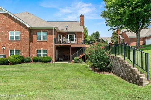8122 Saint Andrews Village Dr, Louisville, KY, 40241-2612 | Card Image