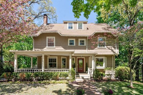 189 Mount Vernon St, Newton, MA, 02465-2516 | Card Image