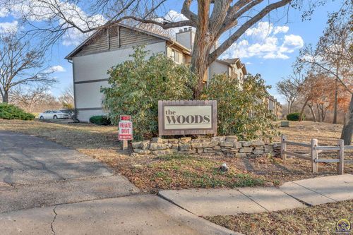 apt-5-5741 Sw 22nd Ter, Topeka, KS, 66614-5009 | Card Image