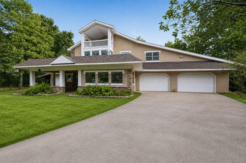8214 Robin Ln, Rogers, AR, 72756-8091 | Card Image