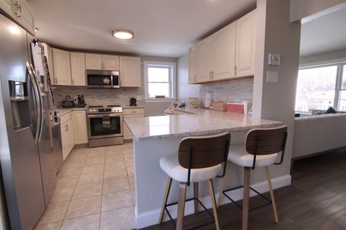 12 Erie Ave, Worcester, MA, 01605 | Card Image