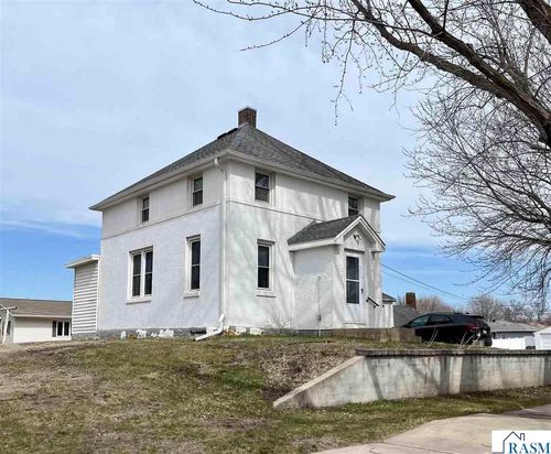 1100 N Garden St, New Ulm, MN, 56073-1505 | Card Image