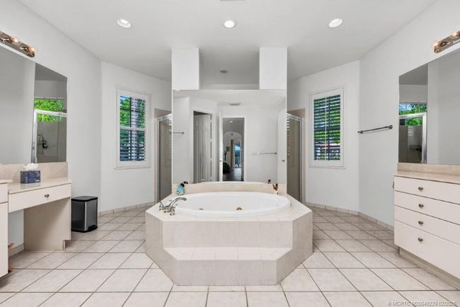 2712 Sw Bear Paw Trl, House other with 4 bedrooms, 3 bathrooms and 3 parking in Palm City FL | Image 27