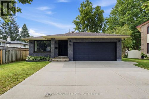 587 Classic Court, London East (East P), ON, N5W5X4 | Card Image
