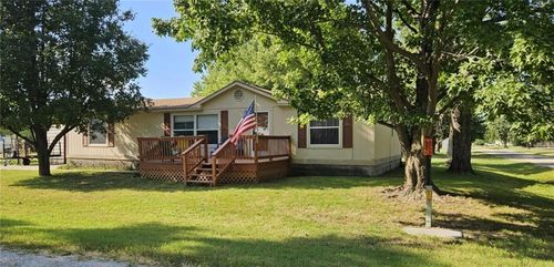 103 E Willow, Weir, KS, 66781-4307 | Card Image