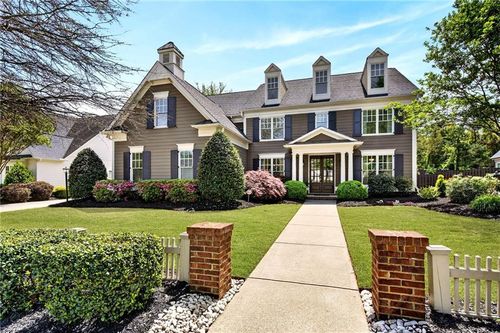 3740 Williams Point Dr, Cumming, GA, 30028-9100 | Card Image