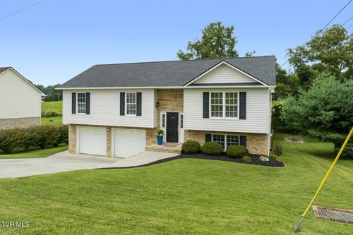 152 Chickasaw Cir, Church Hill, TN, 37642-3944 | Card Image