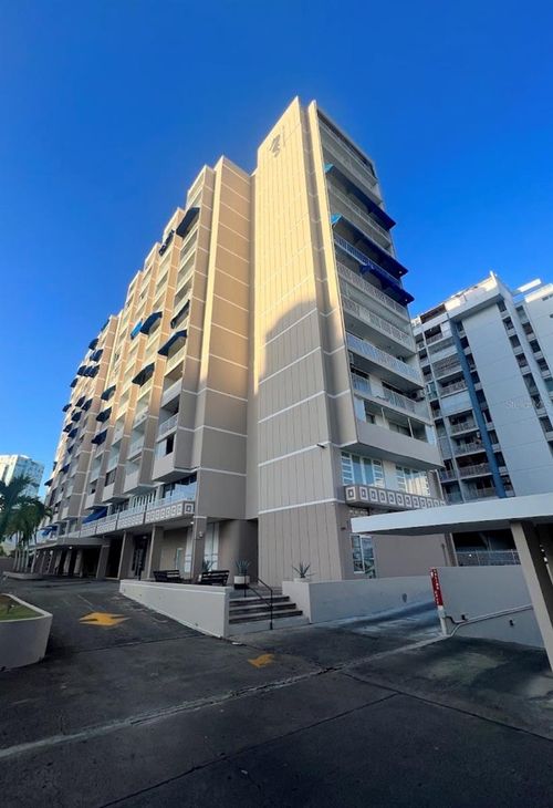3r-6267 Ave Isla Verde, Carolina, PR, 00979-7116 | Card Image