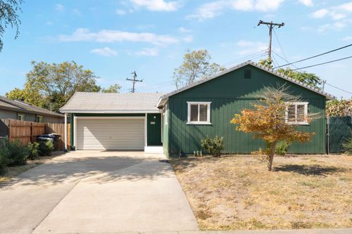 5667 Rio Verde Way, North Highlands, CA, 95660-4826 | Card Image