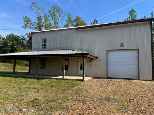 3096 Pope Water Valley Rd, Pope, MS, 38658-2882 | Card Image