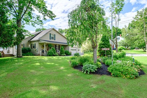 438 Paris Hill Road, Paris, ME, 04281 | Card Image