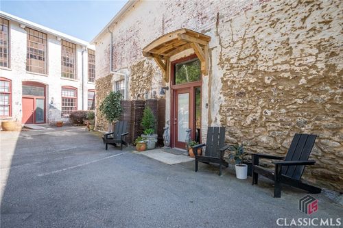 apt-33-585 White Cir, Athens, GA, 30605-4285 | Card Image