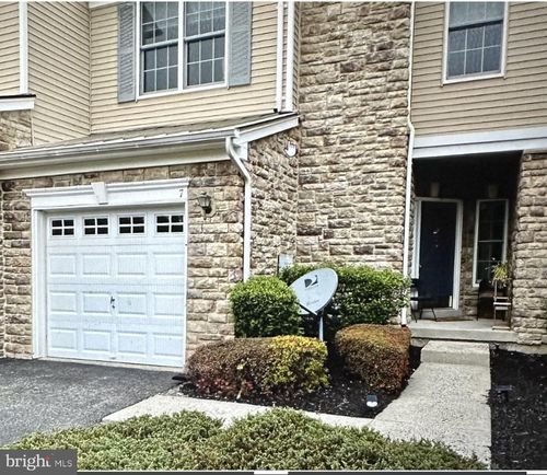 7 Wedgewood Ct, Princeton, NJ, 08540-6135 | Card Image