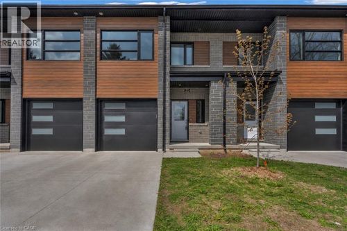 20-275 James Street S, St Marys, ON, N4X1C6 | Card Image