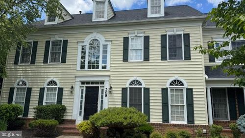 208 Prettyman Dr, ROCKVILLE, MD, 20850-4717 | Card Image