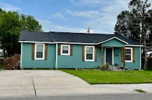 3562 Topeka St, Corpus Christi, TX, 78411-1716 | Card Image