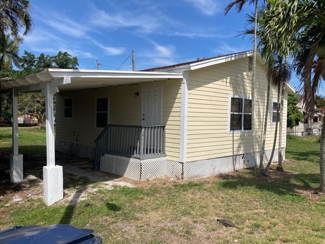 1 - 179 S Barfield Hwy, House other with 3 bedrooms, 2 bathrooms and null parking in Pahokee FL | Image 15