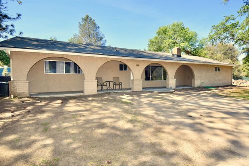 39384 Road 425b, Oakhurst, CA, 93644-8851 | Card Image