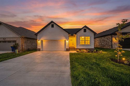 1188 Shallowford St, Bowling Green, KY, 42101-6368 | Card Image