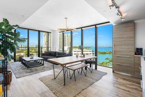 1508-650 Ne 32nd St, Miami, FL, 33137-5253 | Card Image