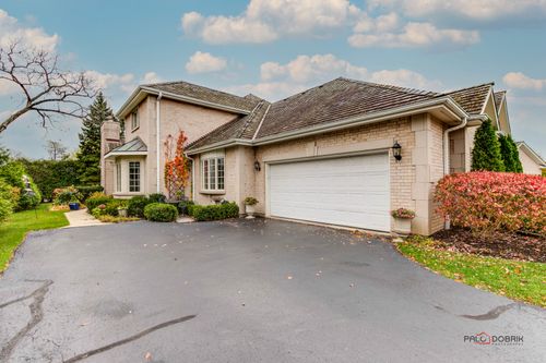 1110 Pine Oaks Circle, Lake Forest, IL, 60045 | Card Image