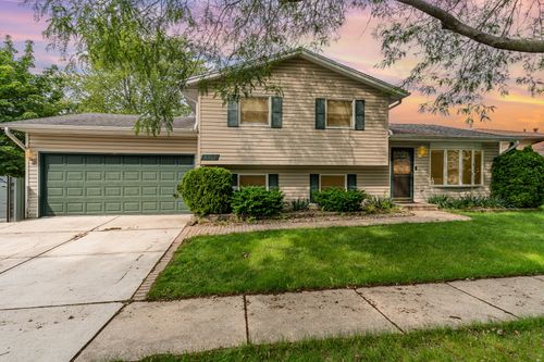 3319 Cathy Dr, Joliet, IL, 60431-9075 | Card Image