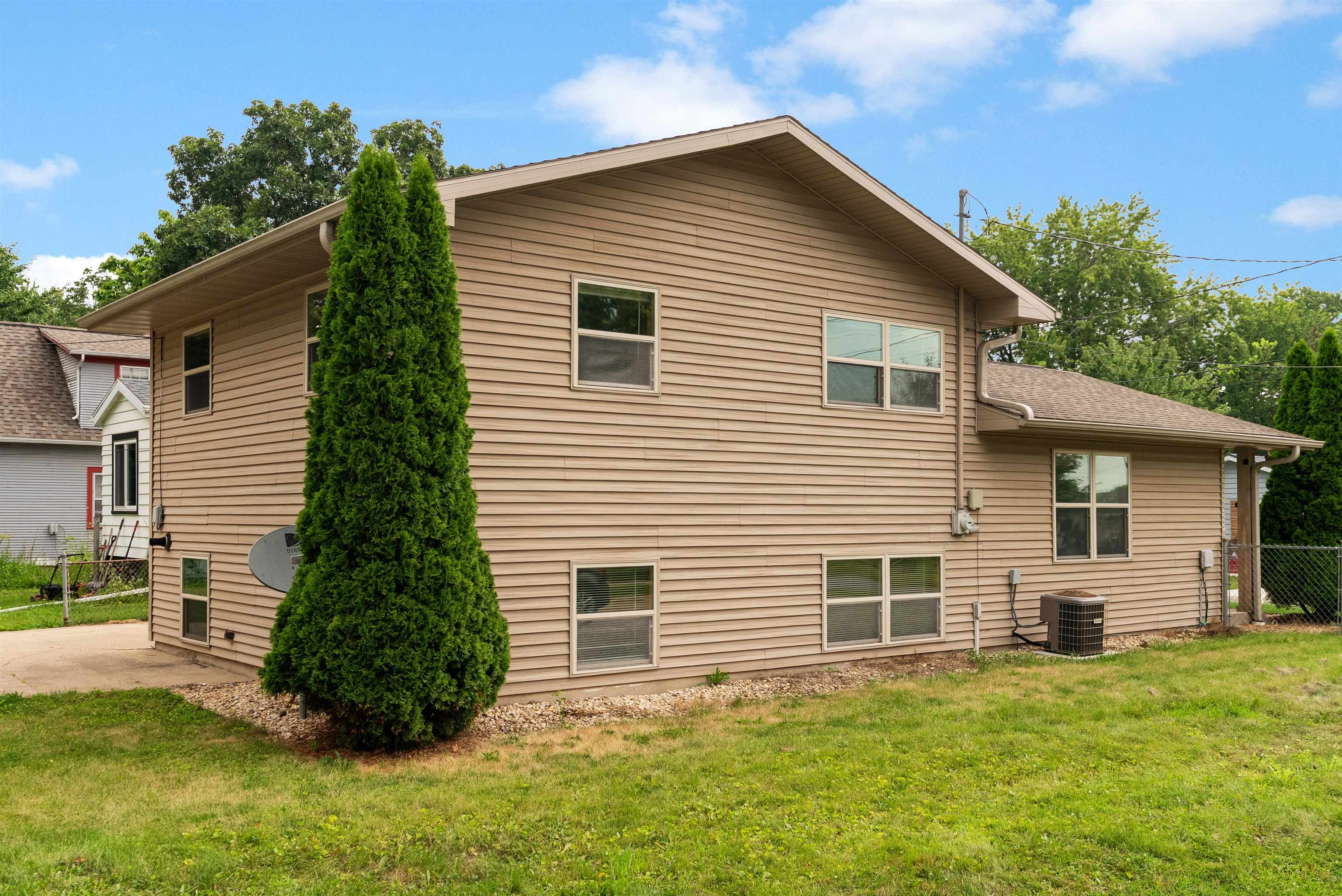 Residential in Blooming Grove 4