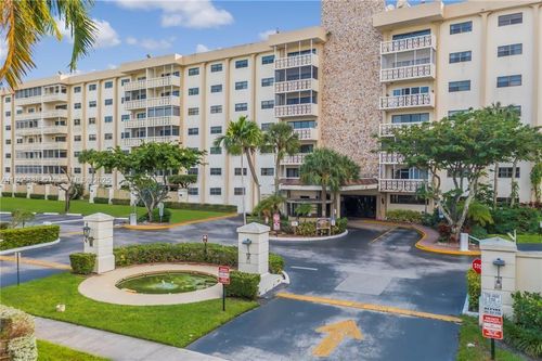 apt-720-800 Ne 195th St, Miami, FL, 33179-3439 | Card Image