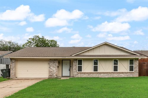 1024 Sunset Dr, Garland, TX, 75040-4807 | Card Image