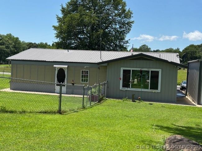 902 Ne Rushwood Dr, House other with 4 bedrooms, 3 bathrooms and null parking in Stigler OK | Image 7