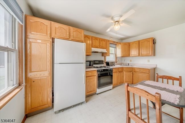 75 Emerson St, House other with 5 bedrooms, 1 bathrooms and null parking in Clifton NJ | Image 10