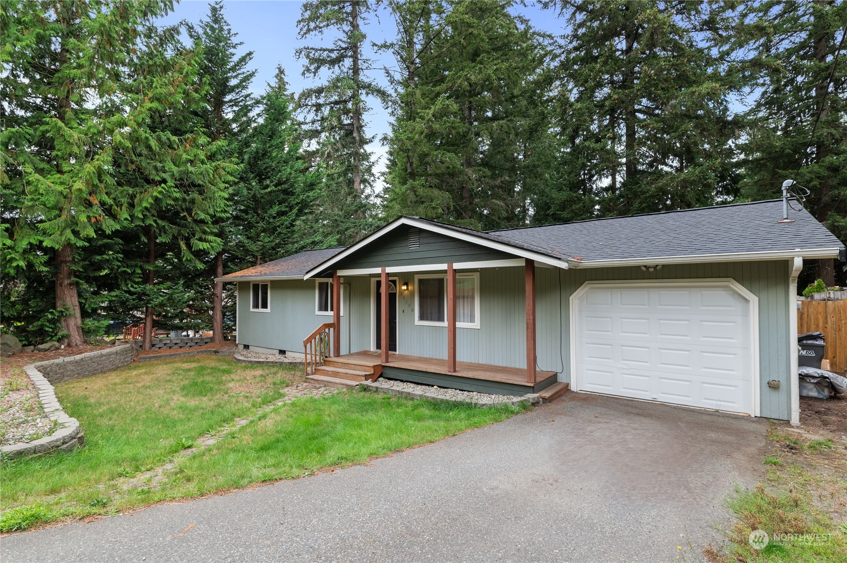 Holly Rd, Bremerton, WA 98312